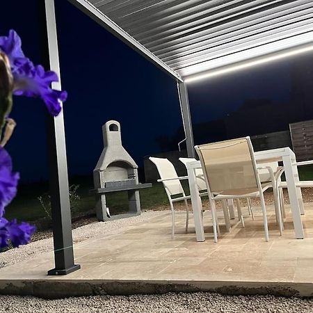 Gite La Bergerie, Piscine Chauffee, Couzon Zewnętrze zdjęcie